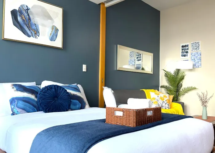 Free Welcome Breakfast, Bgc 1br, 300mbps Fiber, Steps To Mitsukoshi & Uptown, 33c1 * Manila