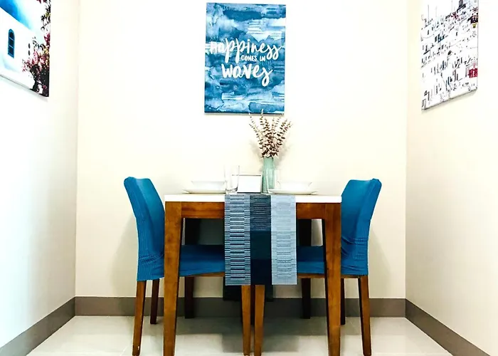 Free Welcome Breakfast, Bgc 1br, 300mbps Fiber, Steps To Mitsukoshi & Uptown, 33c1 * Manila